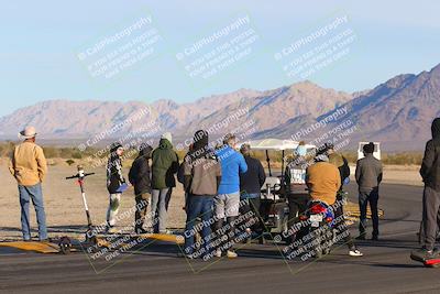 media/Jan-19-2023-Racers Edge (Thu) [[69d0b4dc55]]/Around the Pits-Track Walk/